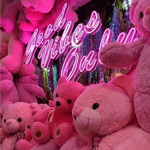 Meet your Posher, Chloe